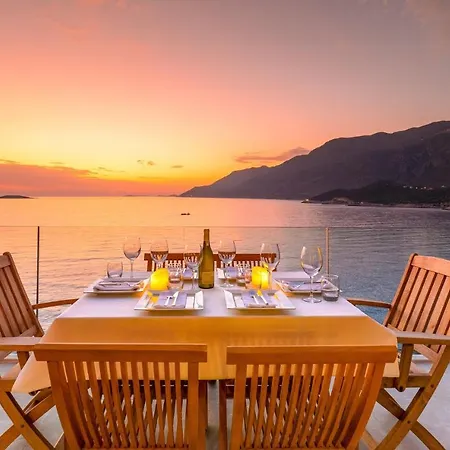 Lighthouse Loft Ayisigi 4* Yeniköy
